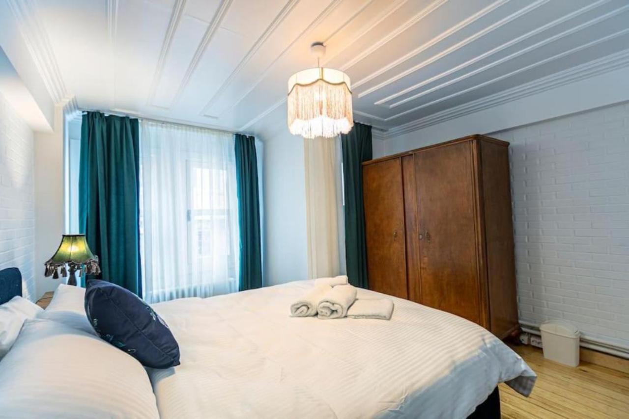 Historical 4-Br Home Steps From Besiktas Stadium & Bosphorus Views - Prime Nisantasi Location! Istanbul Eksteriør bilde
