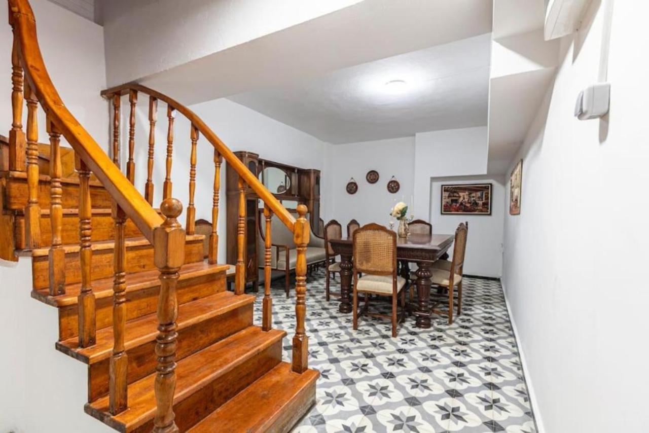 Historical 4-Br Home Steps From Besiktas Stadium & Bosphorus Views - Prime Nisantasi Location! Istanbul Eksteriør bilde